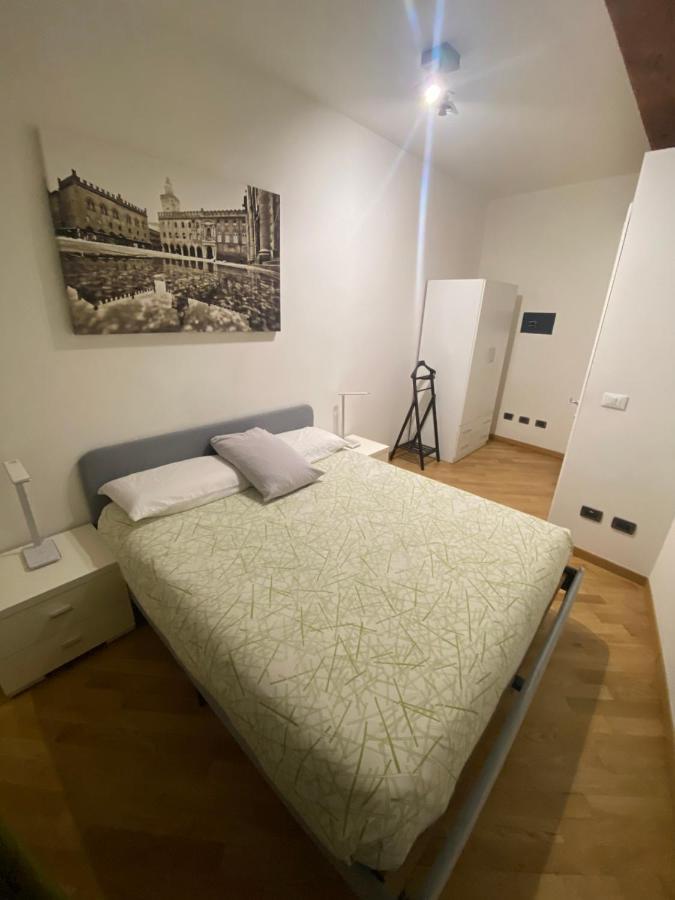 B&B And Home La Piazzetta Della Pioggia Болонья Екстер'єр фото